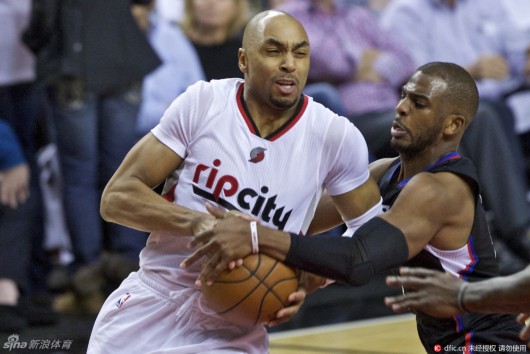 焦点战中 焦点战中