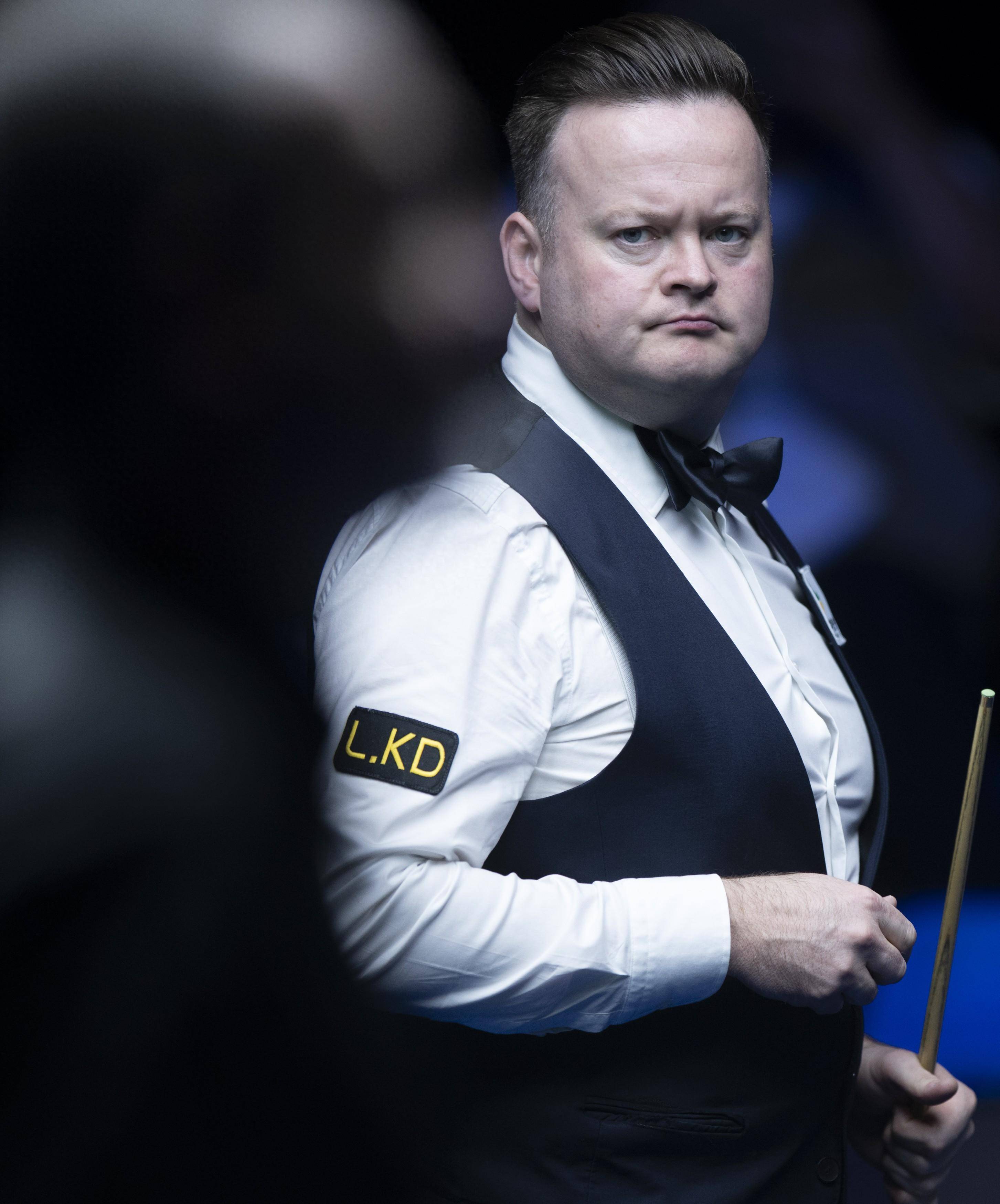 先角再侧翼 先角再侧翼